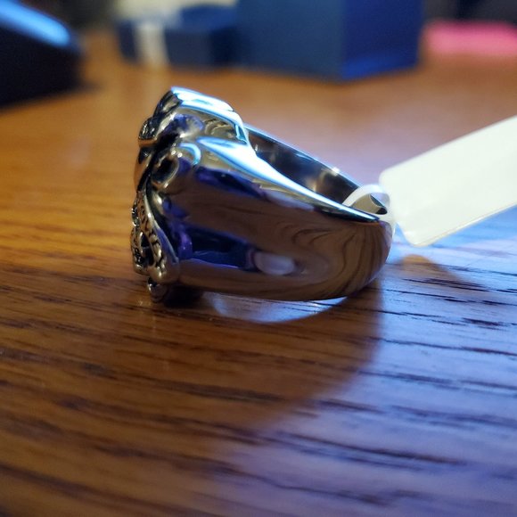 Black Crystal Skull Heart Ring in Stainless steel - Picture 2 of 4